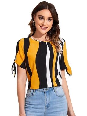 SHEIN Mustard Black White Wavy Stripe Short Sleeve Top